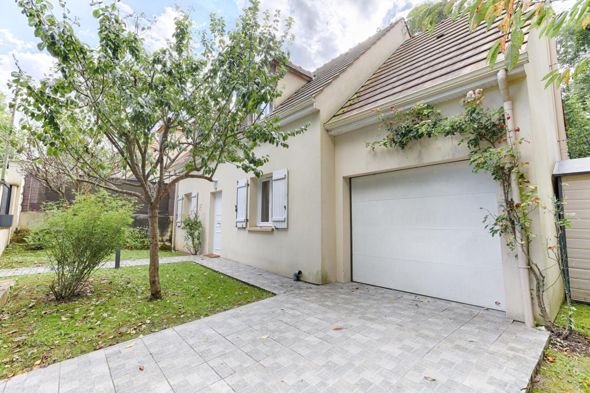 Square-bnb - La Maison Pastèque à 8min de Disney Montévrain Exterior foto